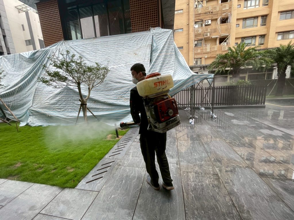 內湖區建築工地地下室筏基坑蚊蟲危害現勘紀